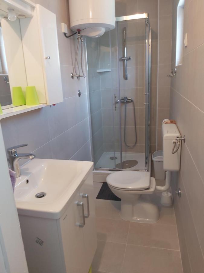 מרינה Apartments Iva I Marko מראה חיצוני תמונה