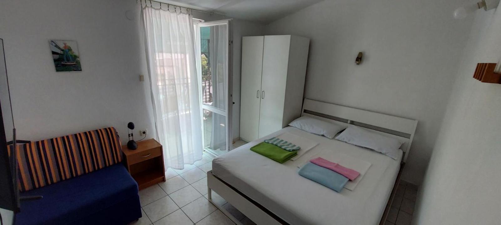 מרינה Apartments Iva I Marko מראה חיצוני תמונה