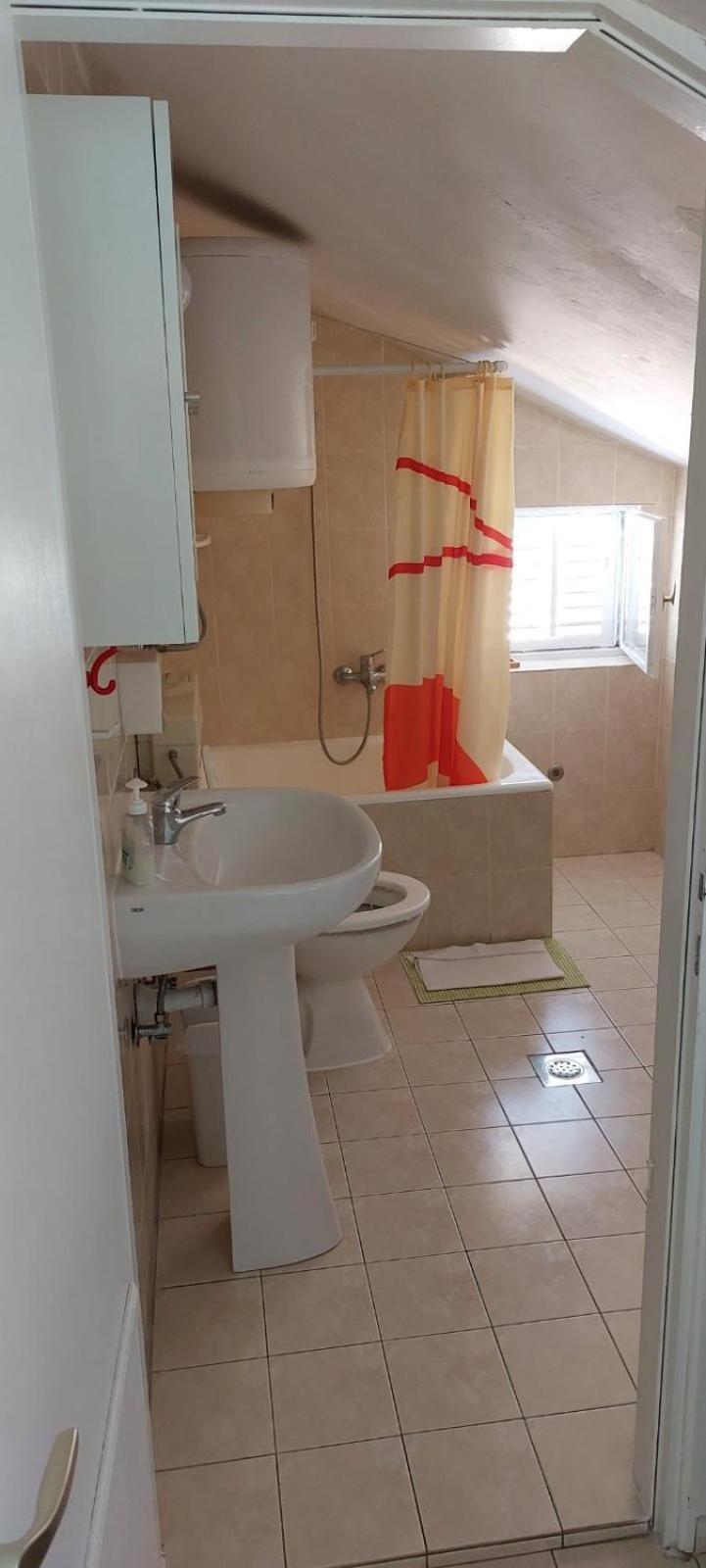 מרינה Apartments Iva I Marko מראה חיצוני תמונה