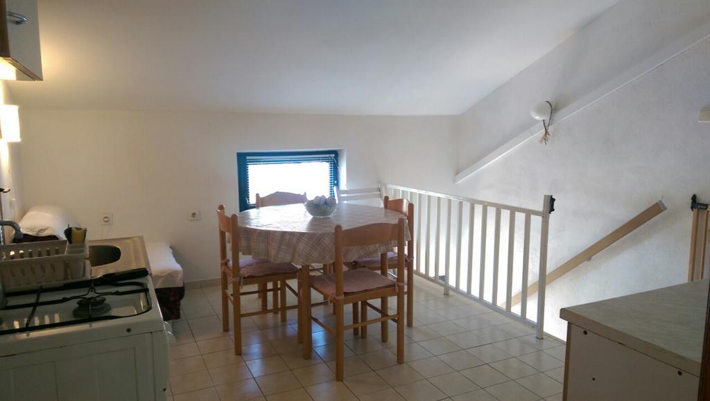 מרינה Apartments Iva I Marko מראה חיצוני תמונה